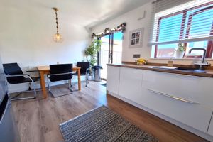 Kitchen/Diner- click for photo gallery